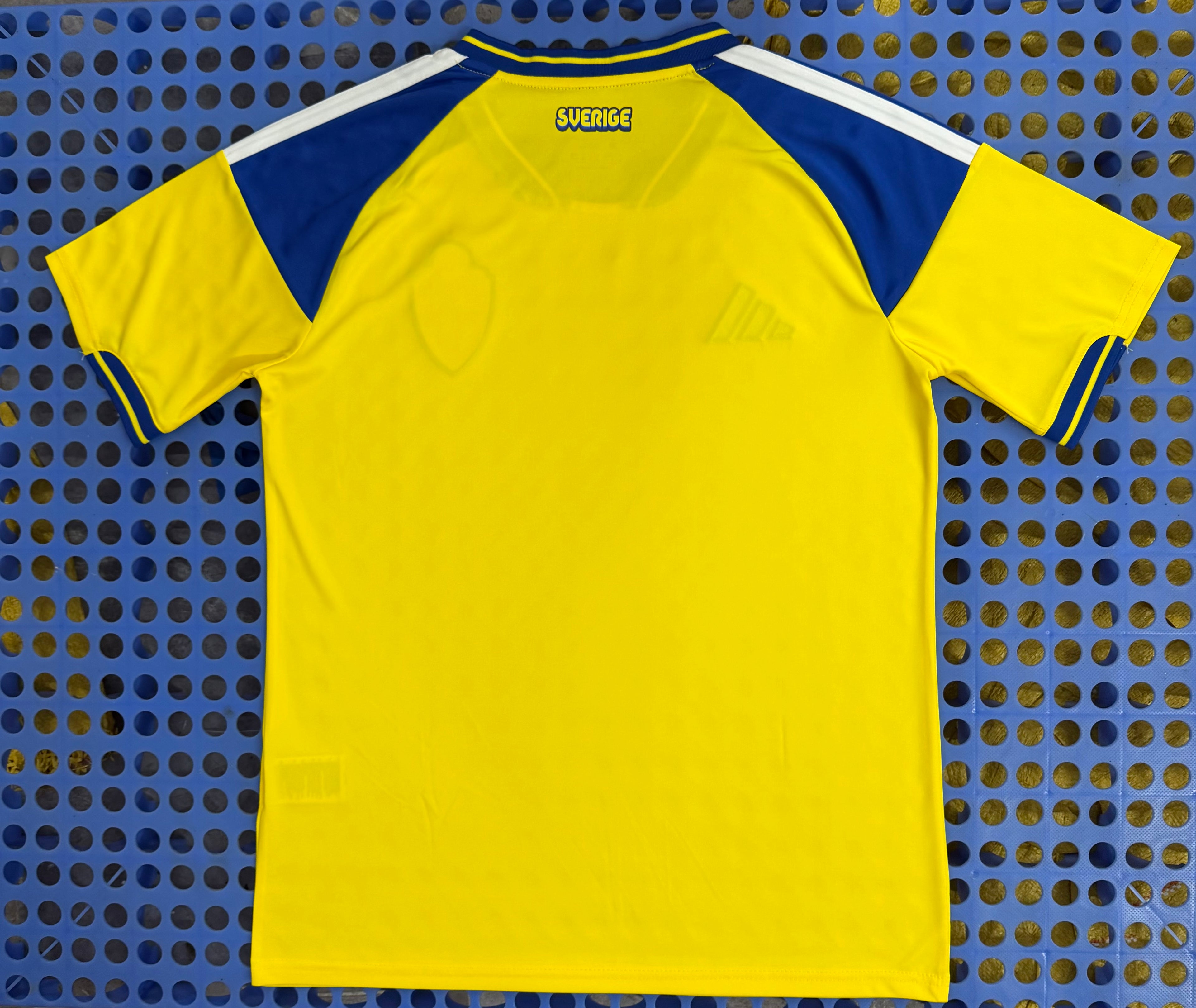 maillot suède 26-27