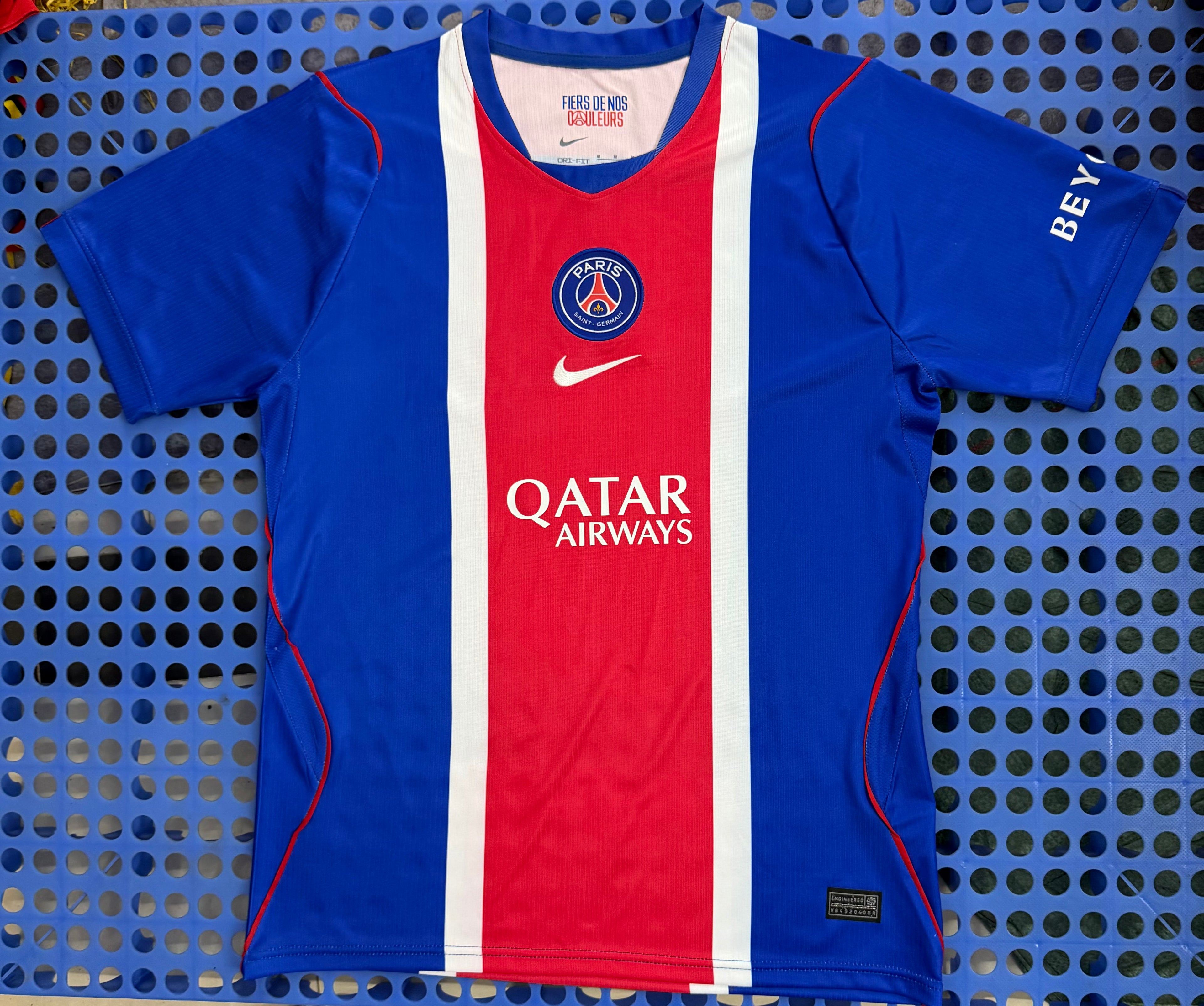 paris saint germain 26-27